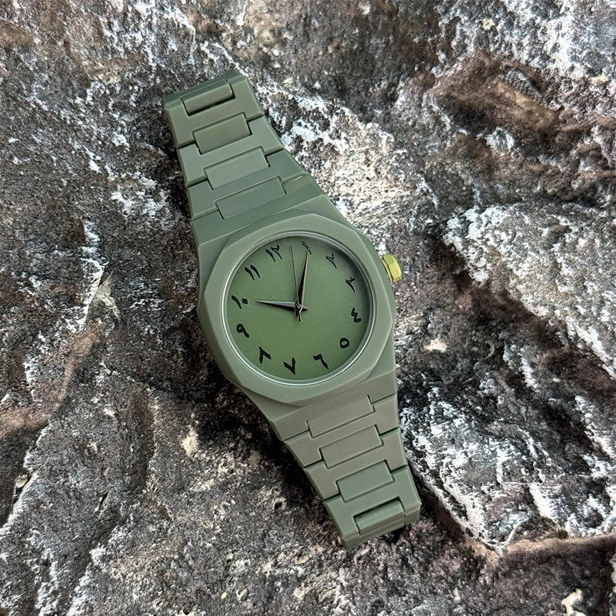 Arabic simple quartz watch