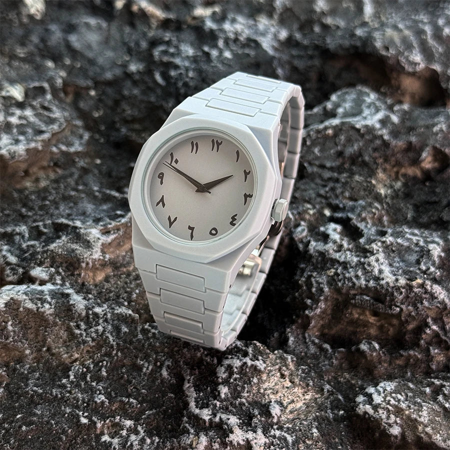 Arabic simple quartz watch