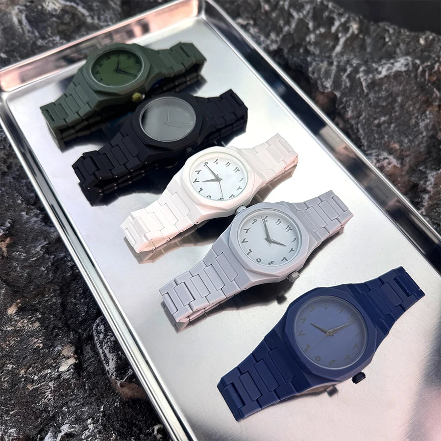 Arabic simple quartz watch