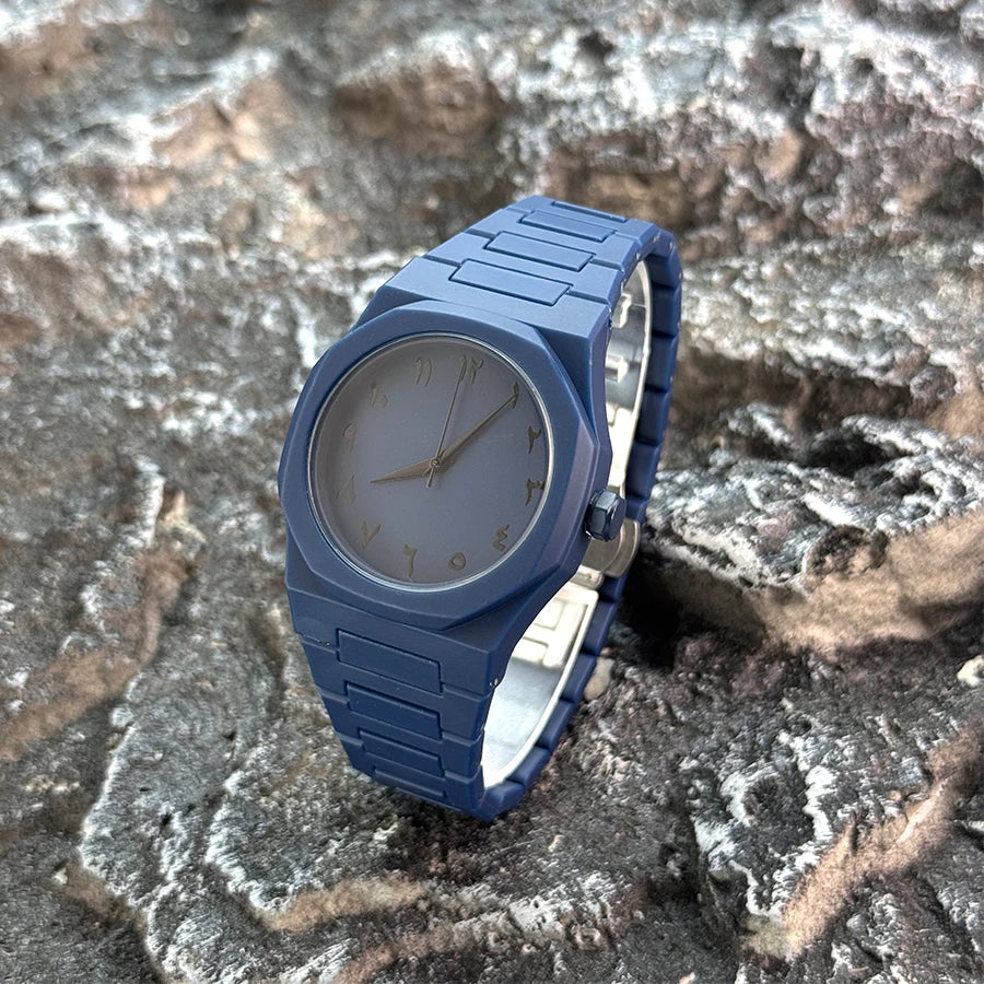Arabic simple quartz watch